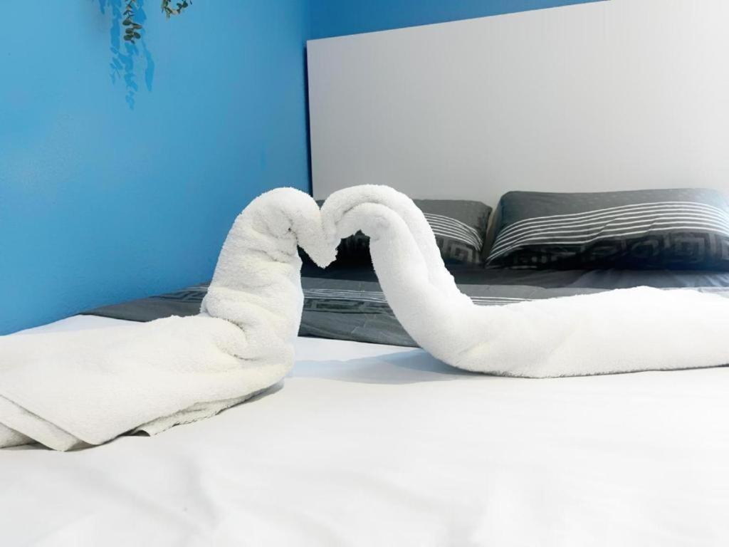 Rooms In Spacious Apartment In City Center Barcelona Exteriér fotografie